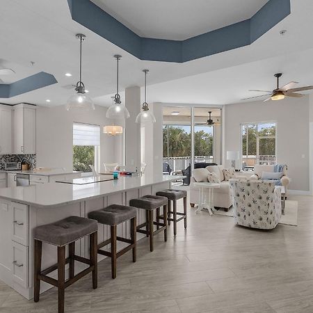 Waterfront Condo W/ Bay Views, Pool & Tennis Court Fort Myers Beach Esterno foto
